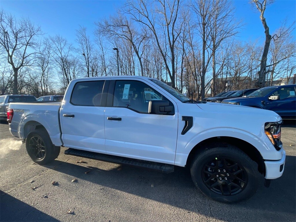 2025 Ford F-150 STX photo 2