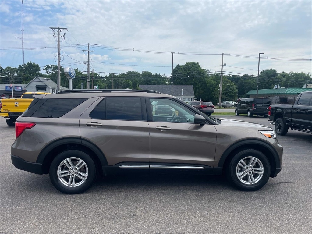 Used 2021 Ford Explorer XLT with VIN 1FMSK8DH5MGB22556 for sale in South Easton, MA
