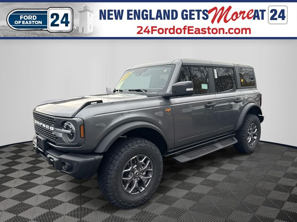 New 2025 Ford Bronco Badlands SUV