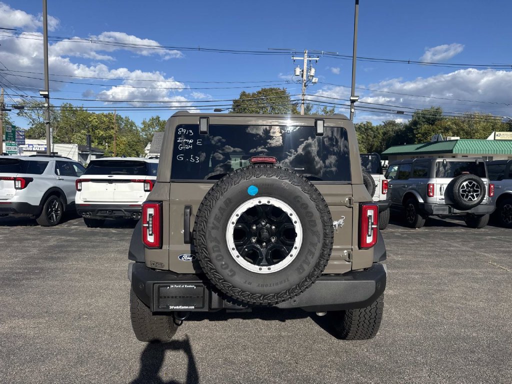 New 2026 Ford Bronco Outer Banks SUV