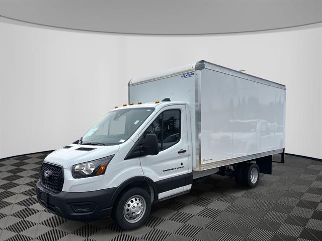 2026 Ford Transit Base's photo