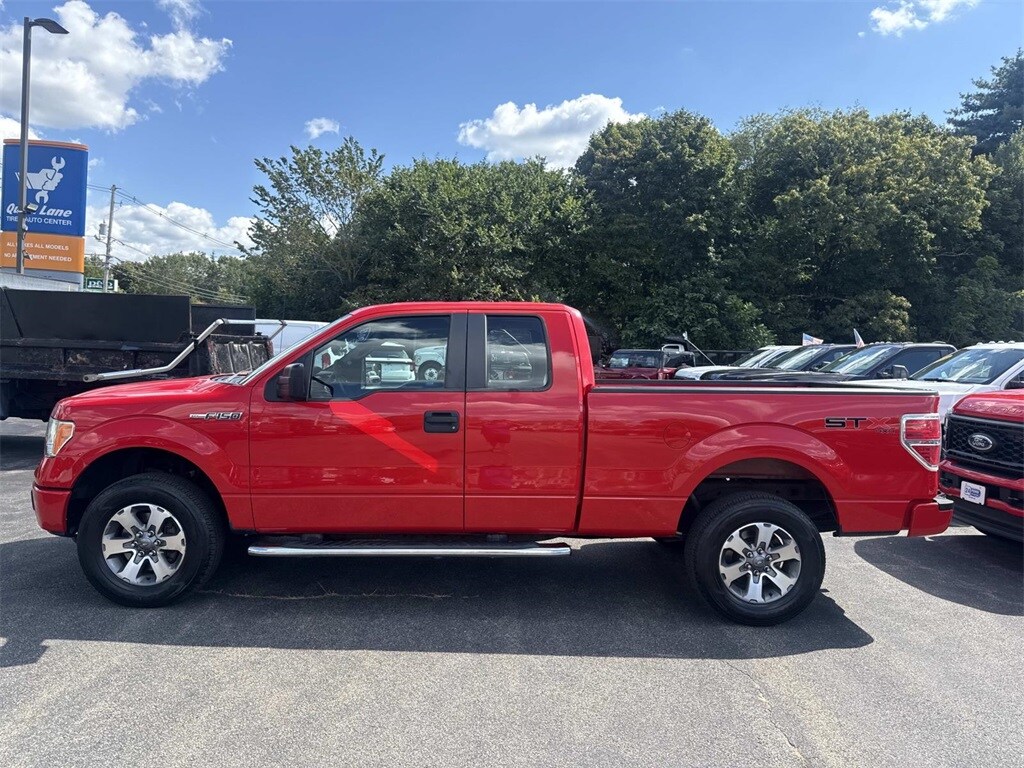 2013 Ford F-150 STX photo 2