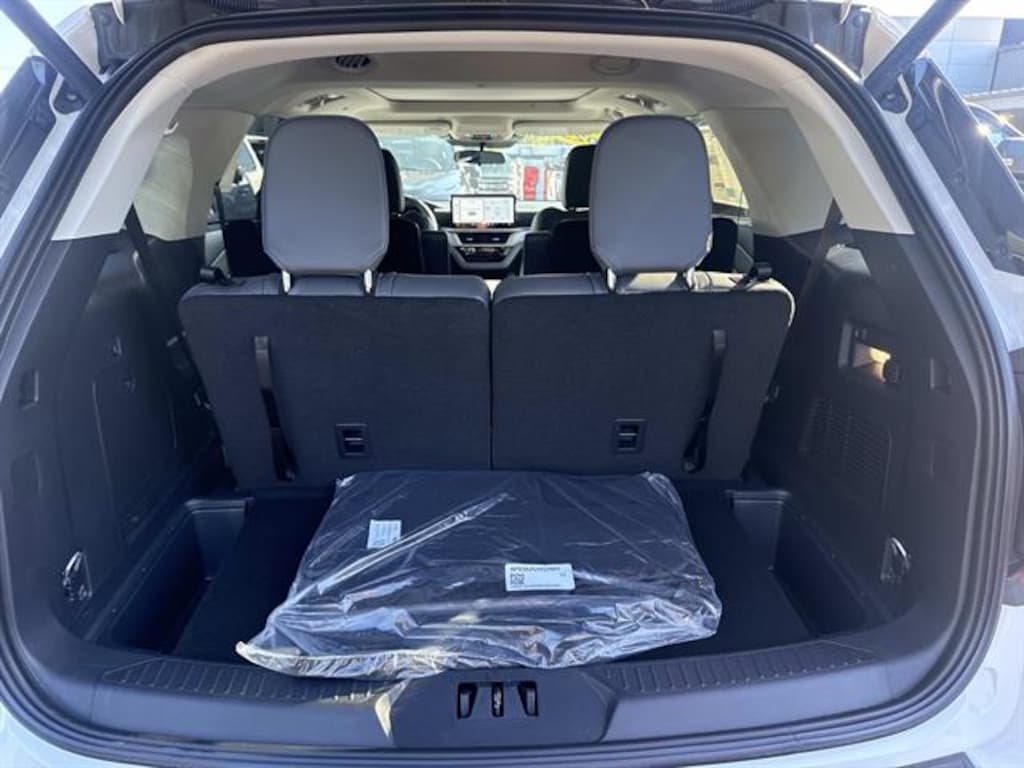 New 2025 Ford Explorer Active SUV