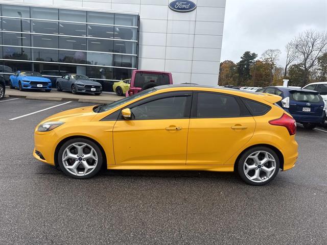 Used 2013 Ford Focus ST with VIN 1FADP3L97DL358506 for sale in Easton, MA