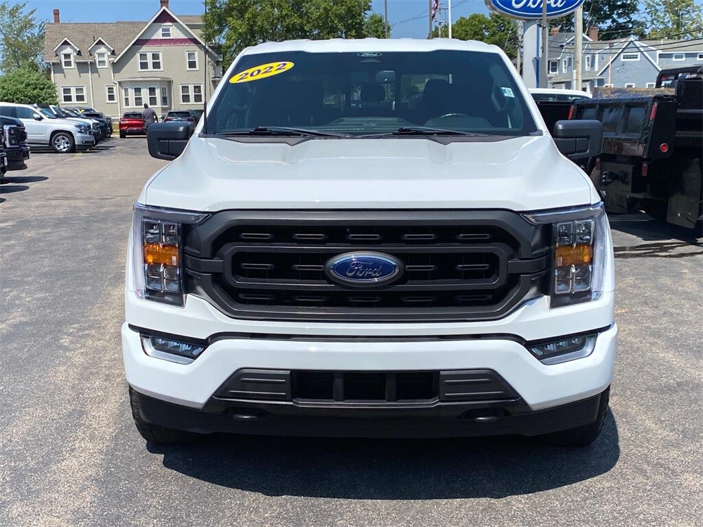 2022 Ford F-150 XLT photo 2