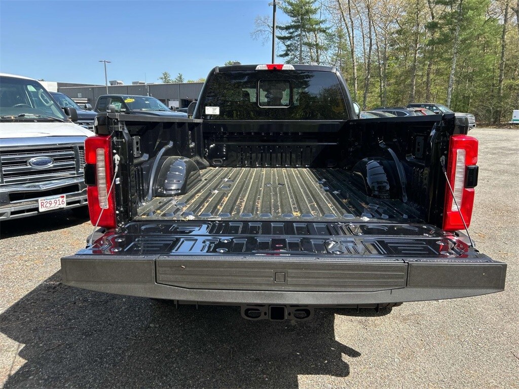 2025 Ford F-350 XL photo 4