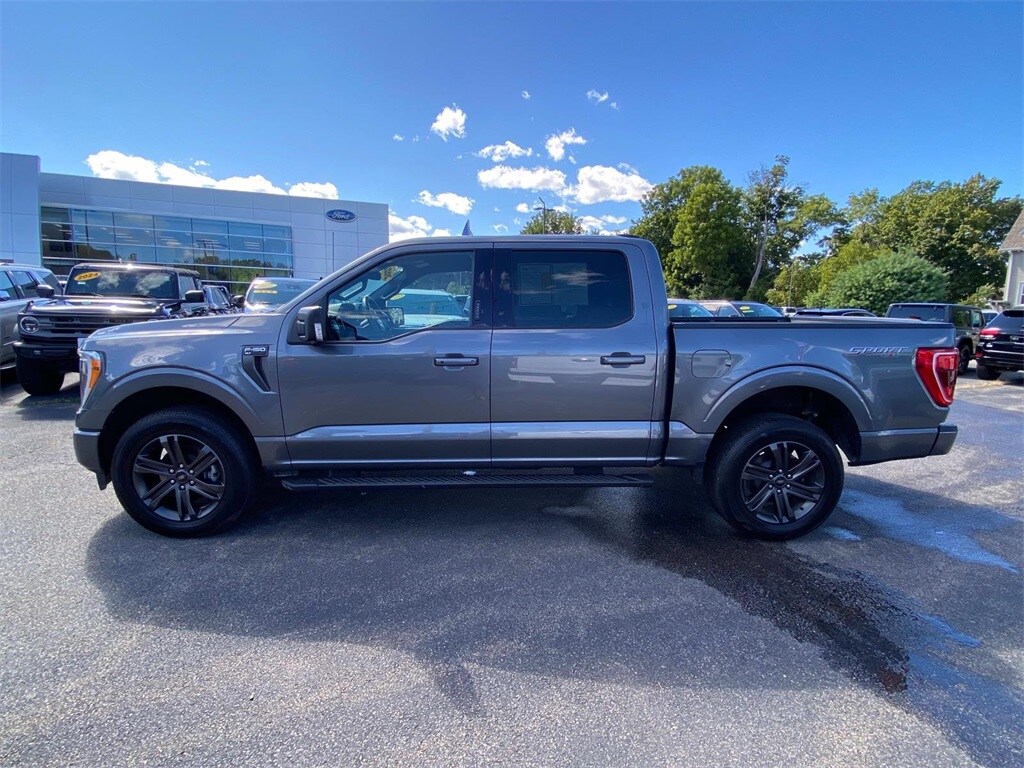 2022 Ford F-150 XLT photo 4