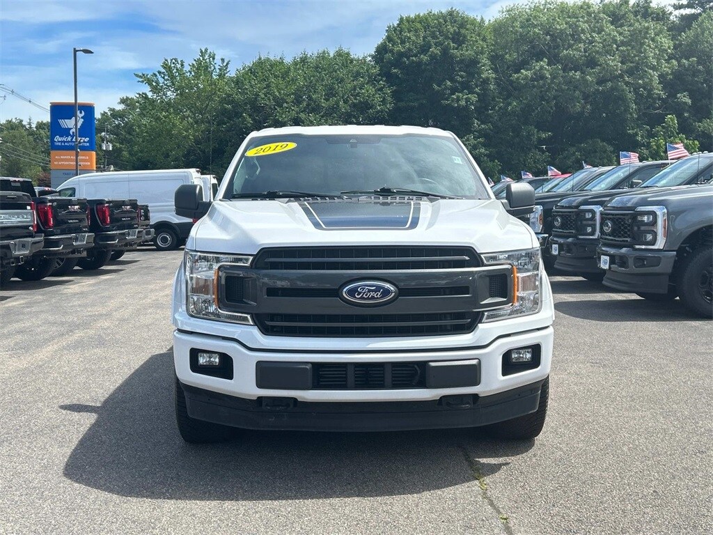 2019 Ford F-150 XLT photo 2