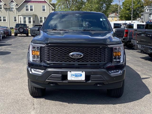 2021 Ford F-150 XLT photo 2