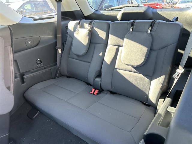 2026 Ford Explorer photo 4