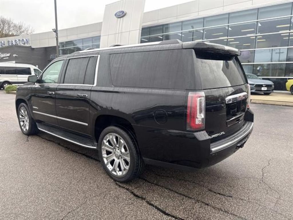 Used 2018 GMC Yukon XL Denali SUV