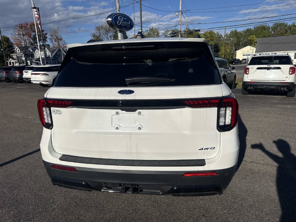 New 2026 Ford Explorer ST-Line SUV