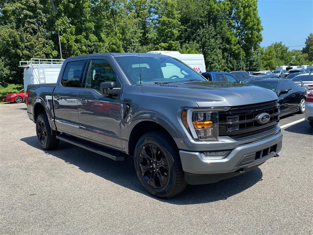 2022 Ford F-150 XLT photo 3