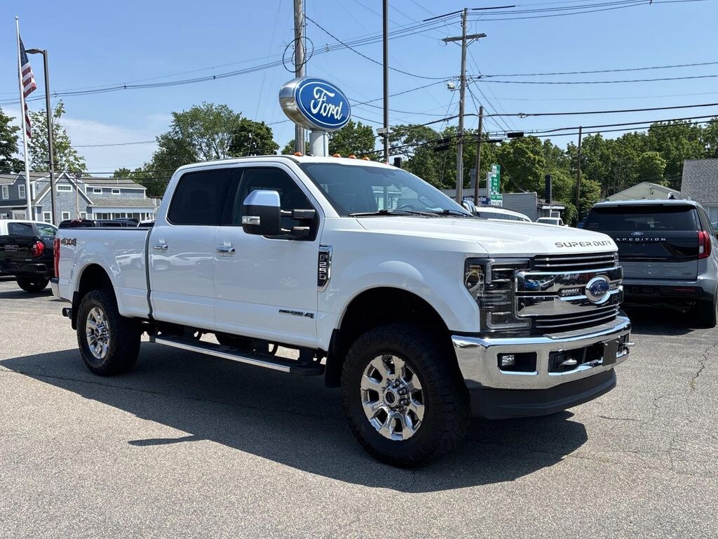 Used 2017 Ford F-250 Lariat Crew Cab Truck