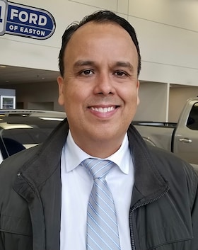 Staff member Luiz Silva from ID_4746960a5c85