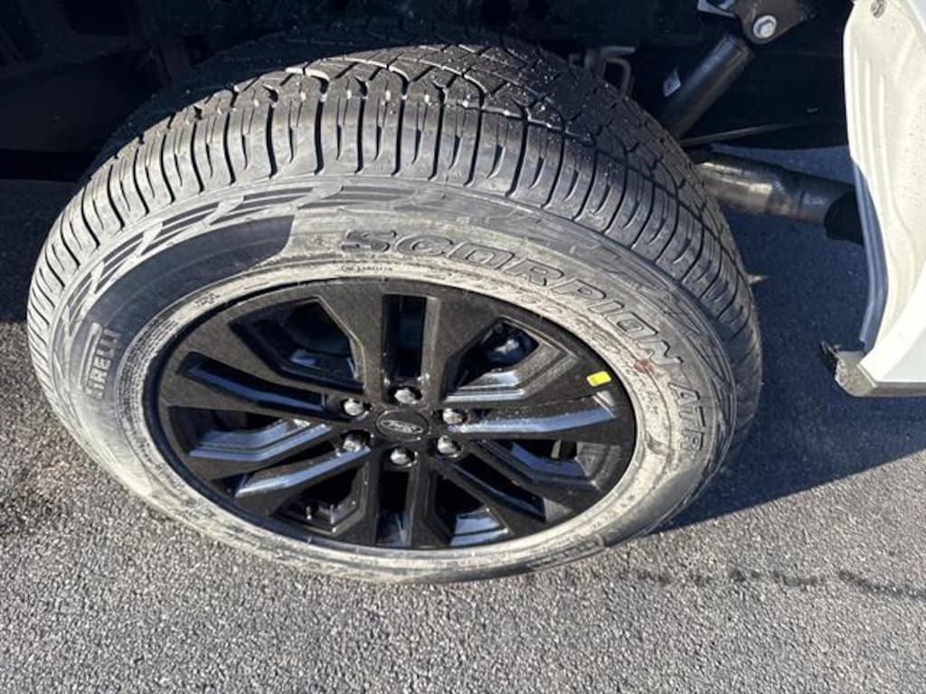 New 2025 Ford F-150 XLT TRUCK