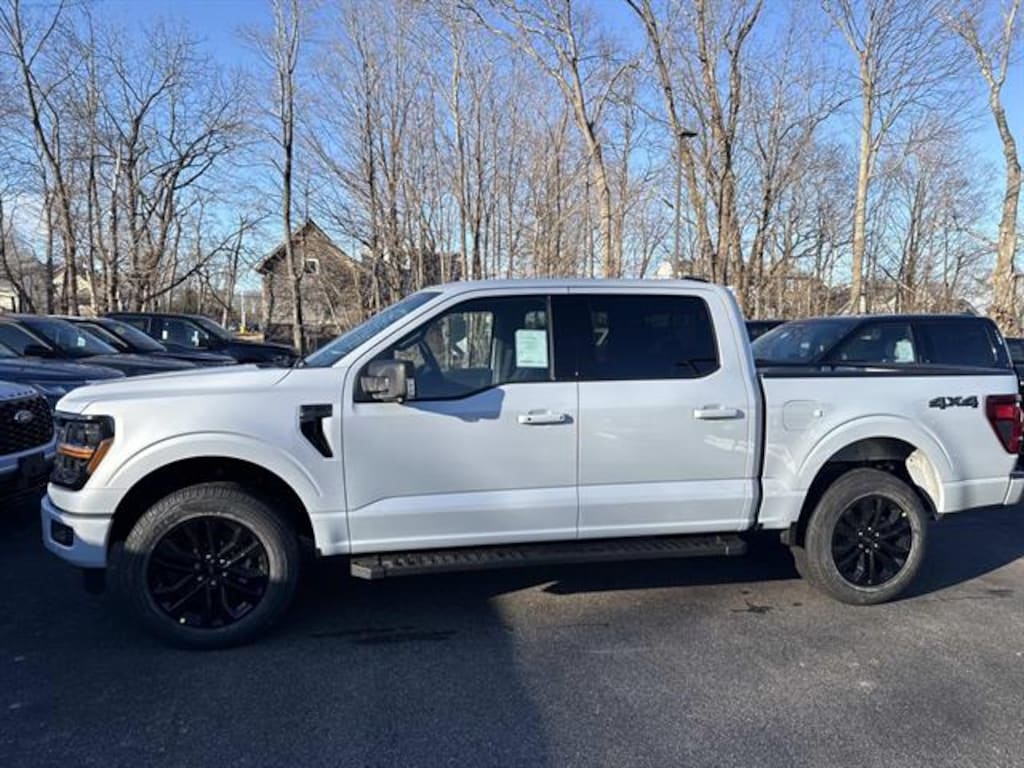 New 2025 Ford F-150 XLT TRUCK
