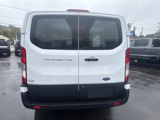 2024 Ford Transit photo 4