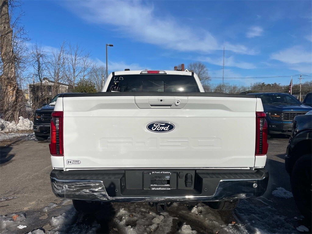 2025 Ford F-150 XLT photo 3