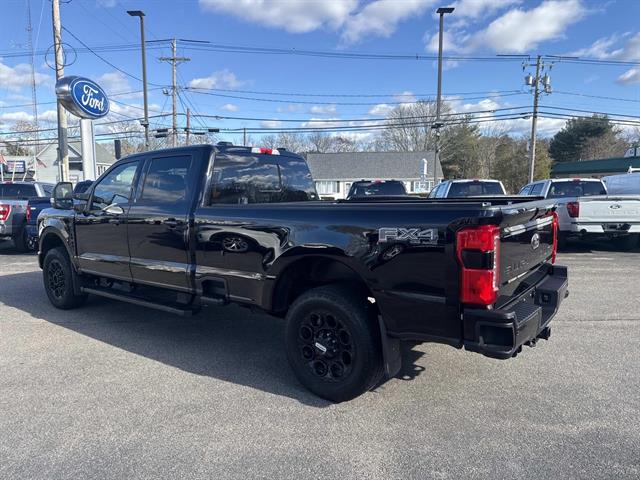 2024 Ford F-250 Lariat photo 3