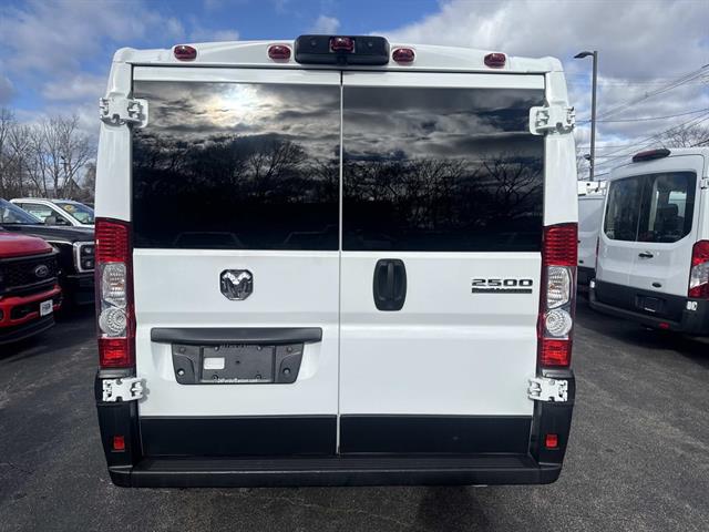 2023 Ram ProMaster 2500 Base Cargo Van photo 4