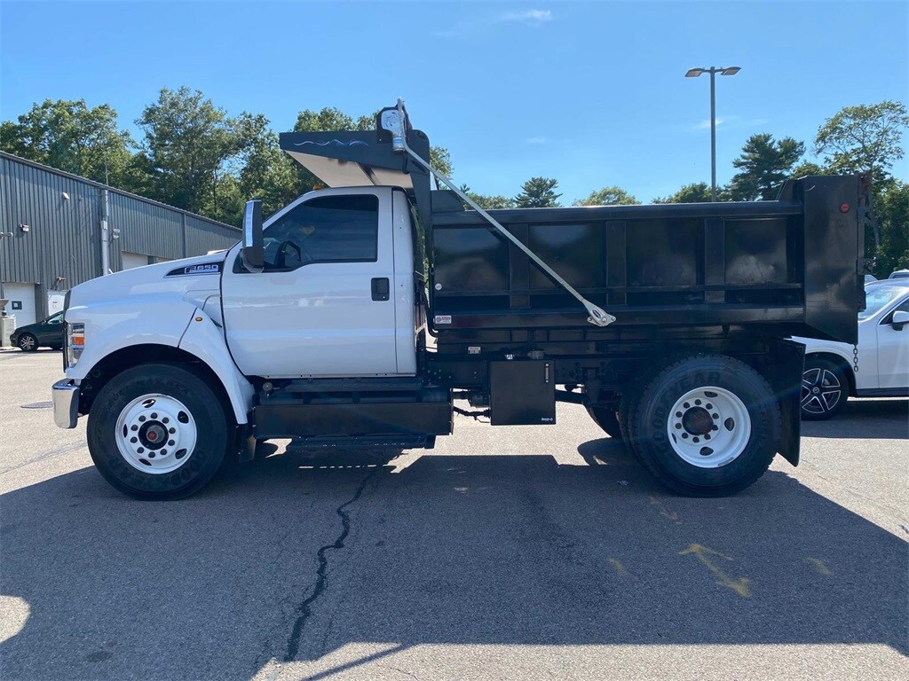 2024 Ford F-650 Base photo 4