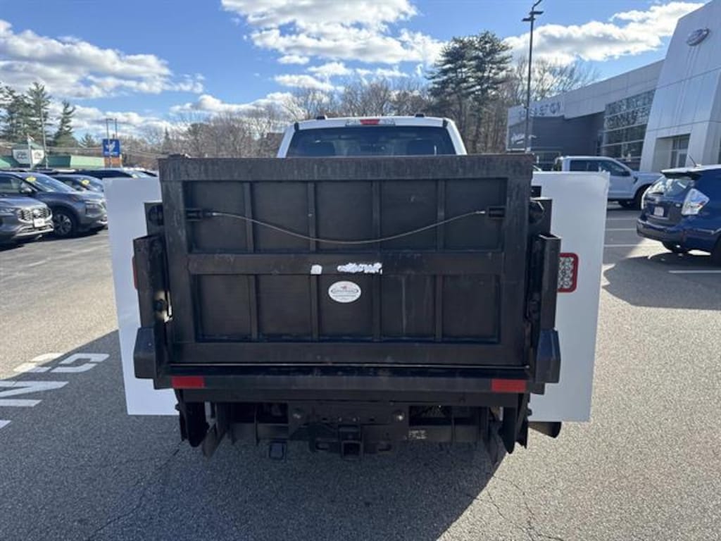 Used 2021 Ford F-550 Chassis Cab 145.3-205.3 IN. WB Chassis Truck