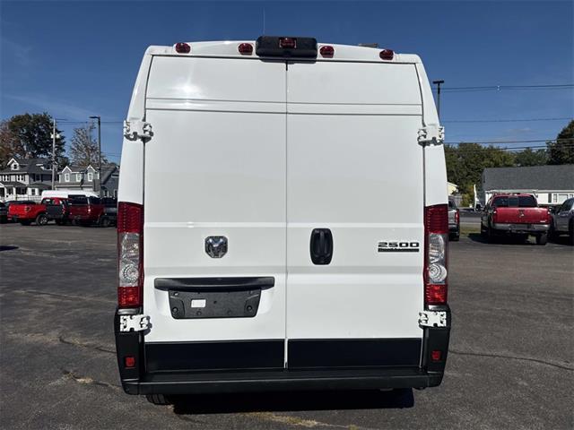 2025 Ram ProMaster 2500 Cargo Van photo 2