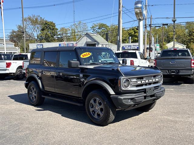 2024 Ford Bronco Big Bend photo 3