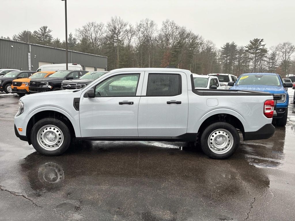 New 2025 Ford Maverick XL Truck