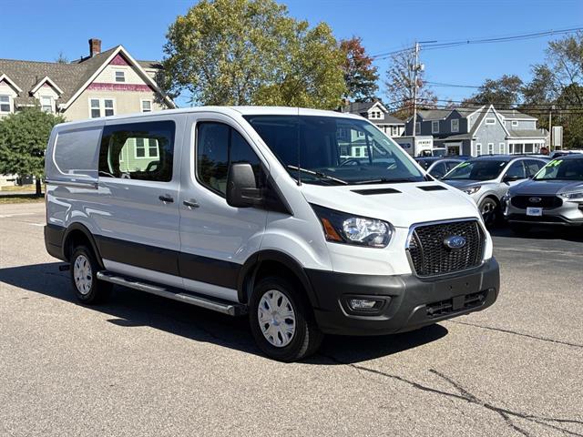 2024 Ford Transit photo 3