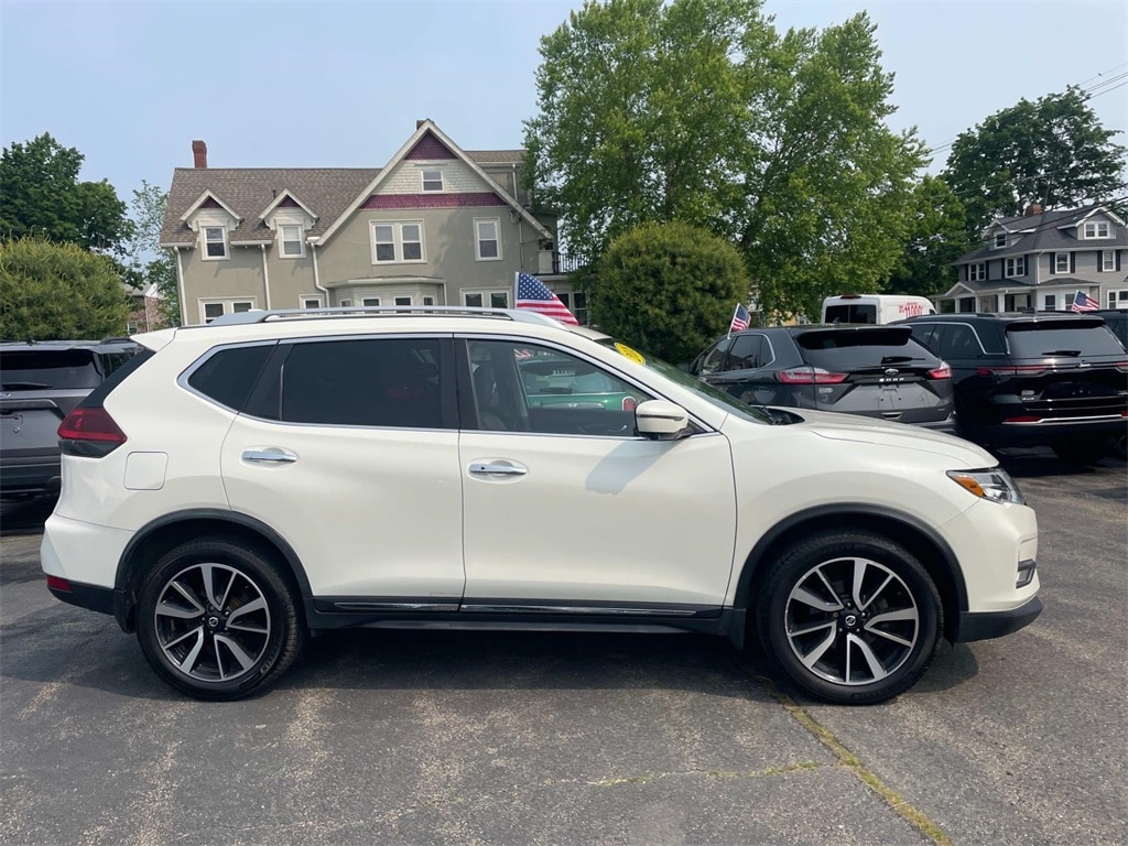 Used 2018 Nissan Rogue SL with VIN JN8AT2MV1JW320623 for sale in South Easton, MA