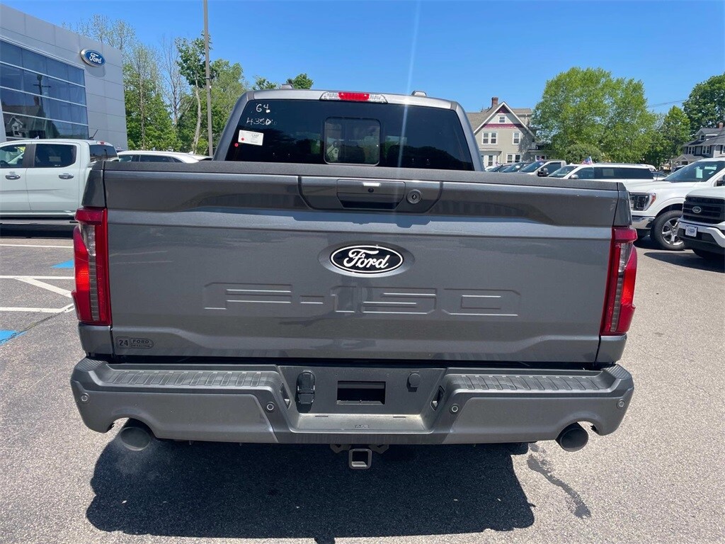 2025 Ford F-150 XLT photo 3
