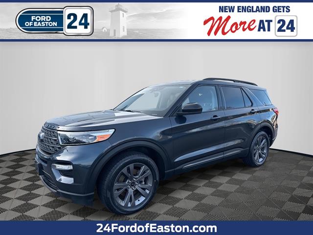 2022 Ford Explorer XLT's photo