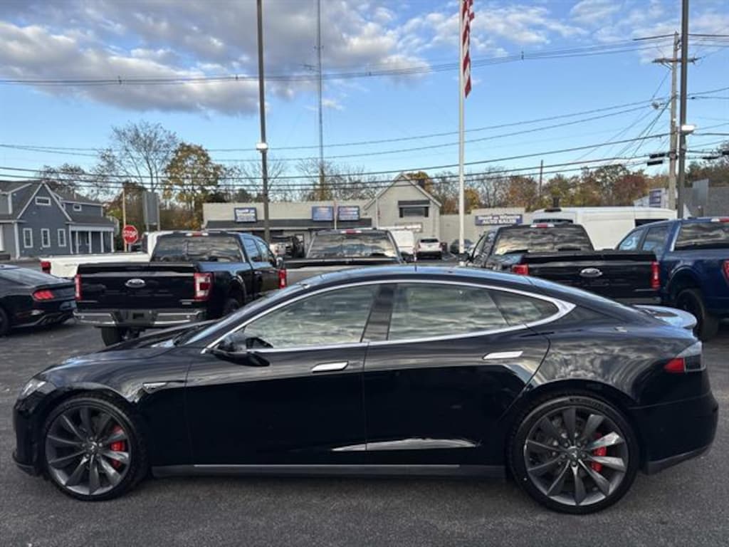 Used 2014 Tesla Model S  Hatchback