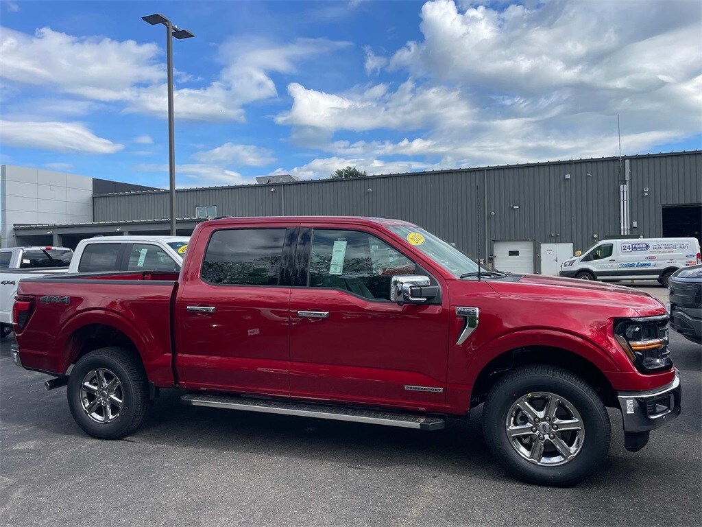 2025 Ford F-150 XLT photo 2
