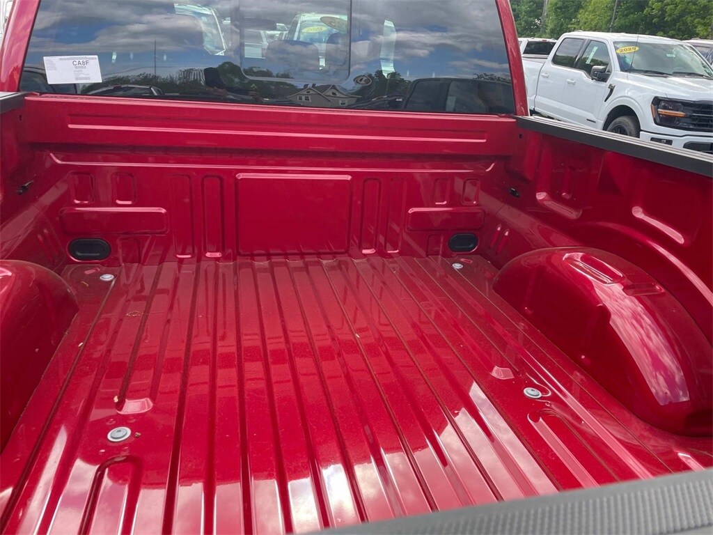 2025 Ford F-150 XLT photo 4