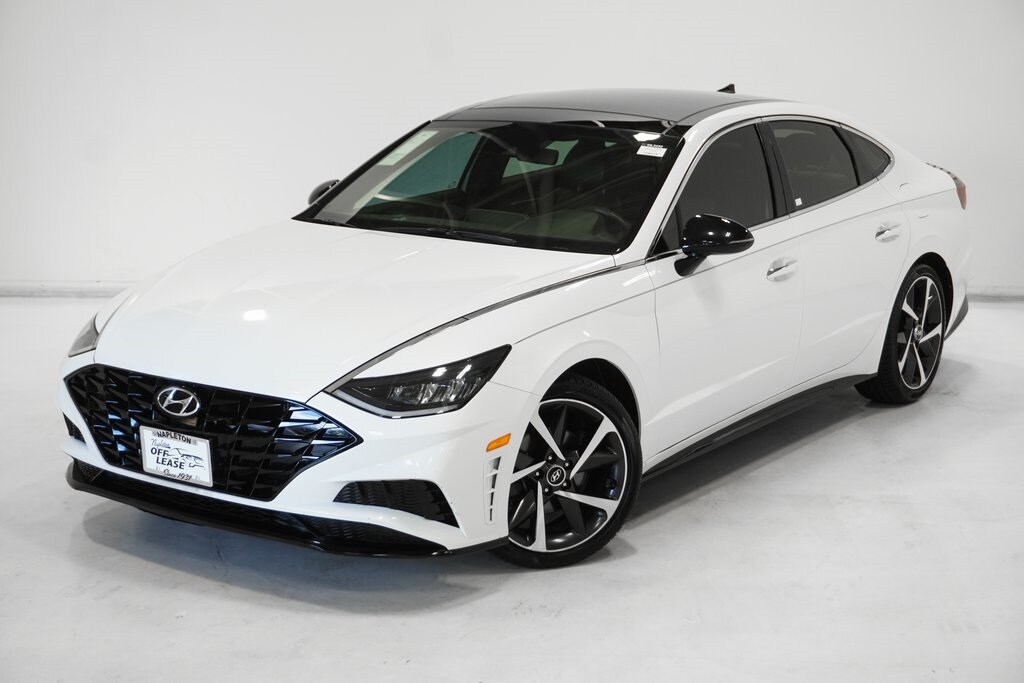 2022 Hyundai Sonata SEL Plus photo 2