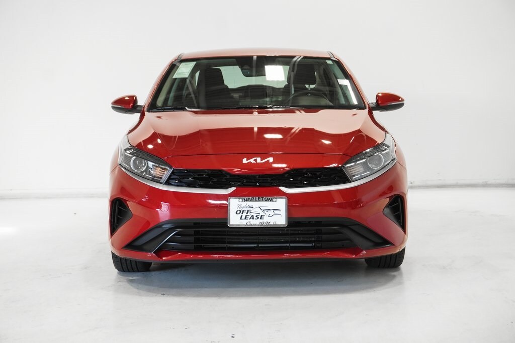 2023 Kia Forte LXS photo 3