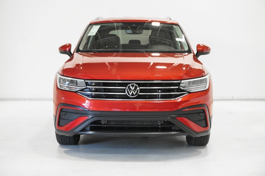 2022 Volkswagen Tiguan SE photo 2