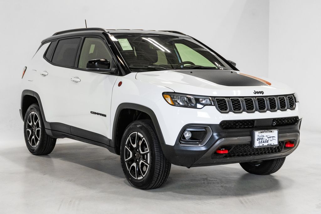 2025 Jeep Compass Trailhawk - Photo 6