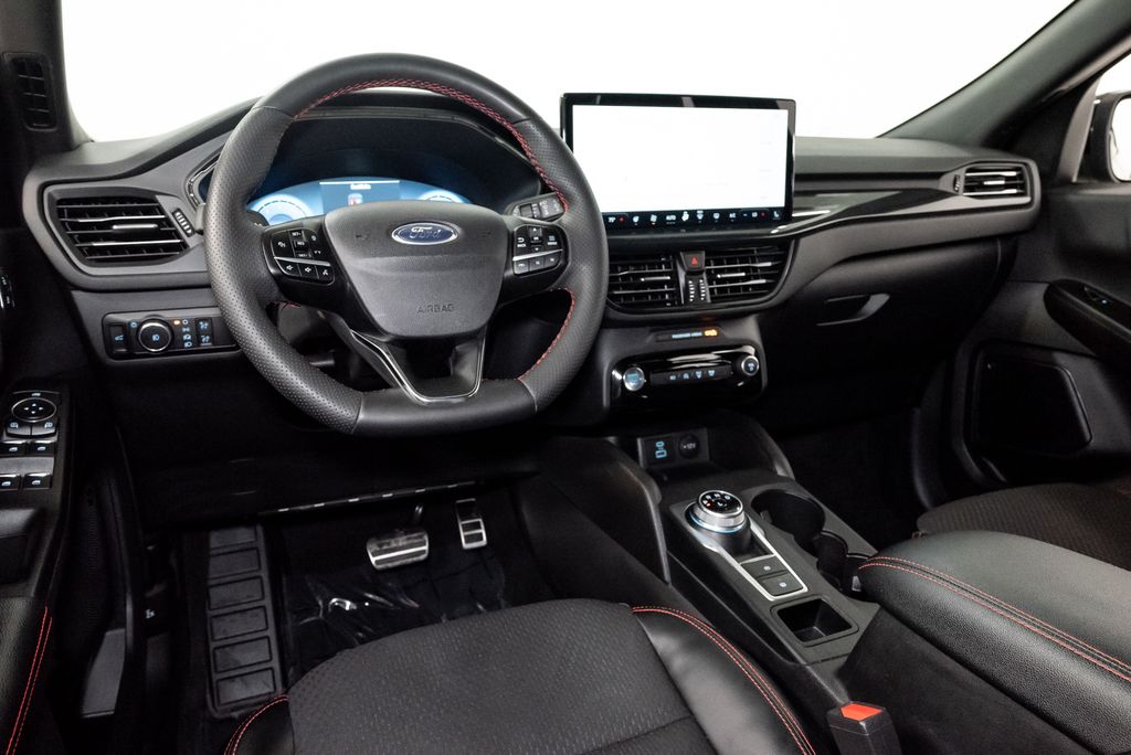 2023 Ford Escape ST-Line Select - Photo 7