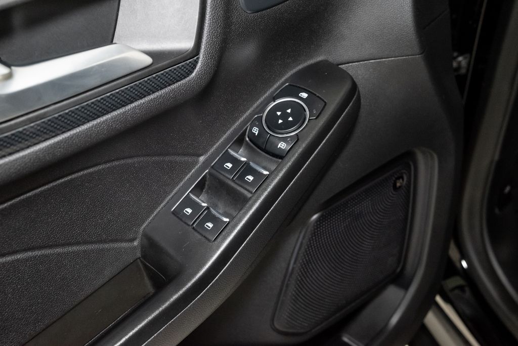 2023 Ford Escape ST-Line Select - Photo 9