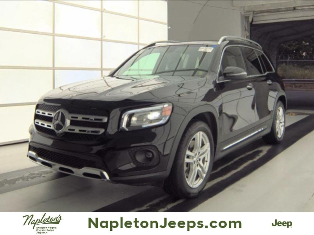 2023 Mercedes-Benz GLB GLB 250 4MATIC's photo