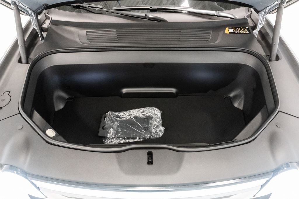 Used 2024 Rivian R1S Adventure Quad Motor Large Pack SUV