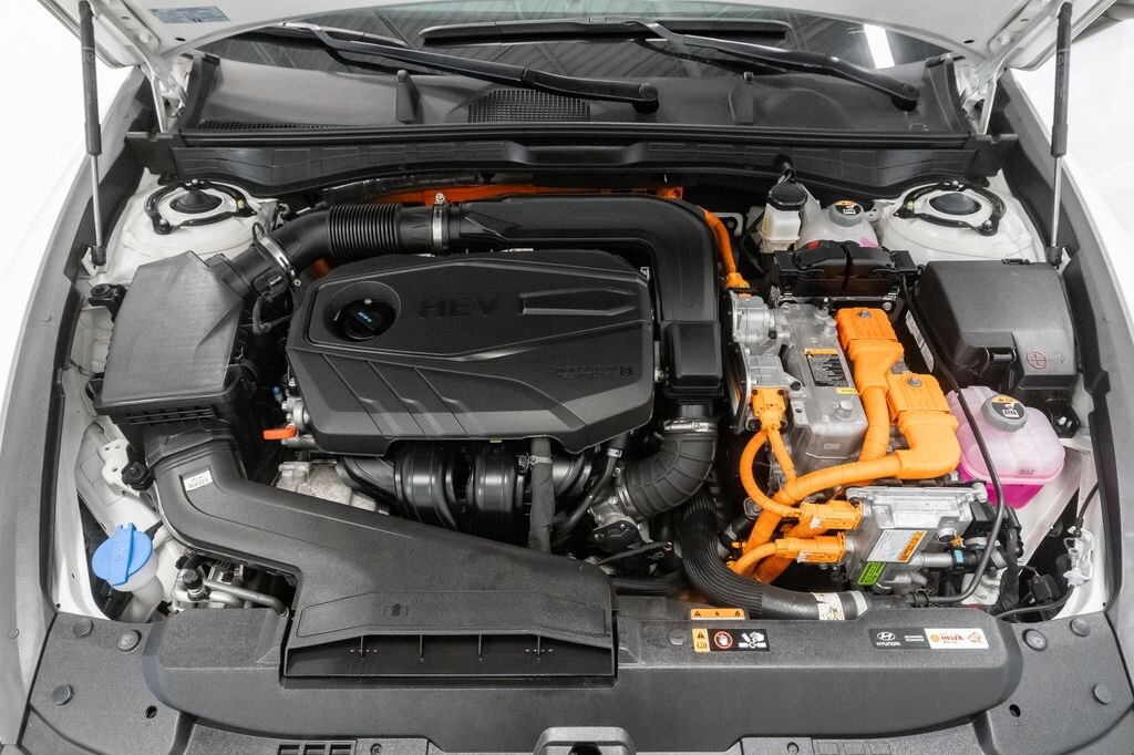 Used 2025 Hyundai Sonata Hybrid SEL Sedan