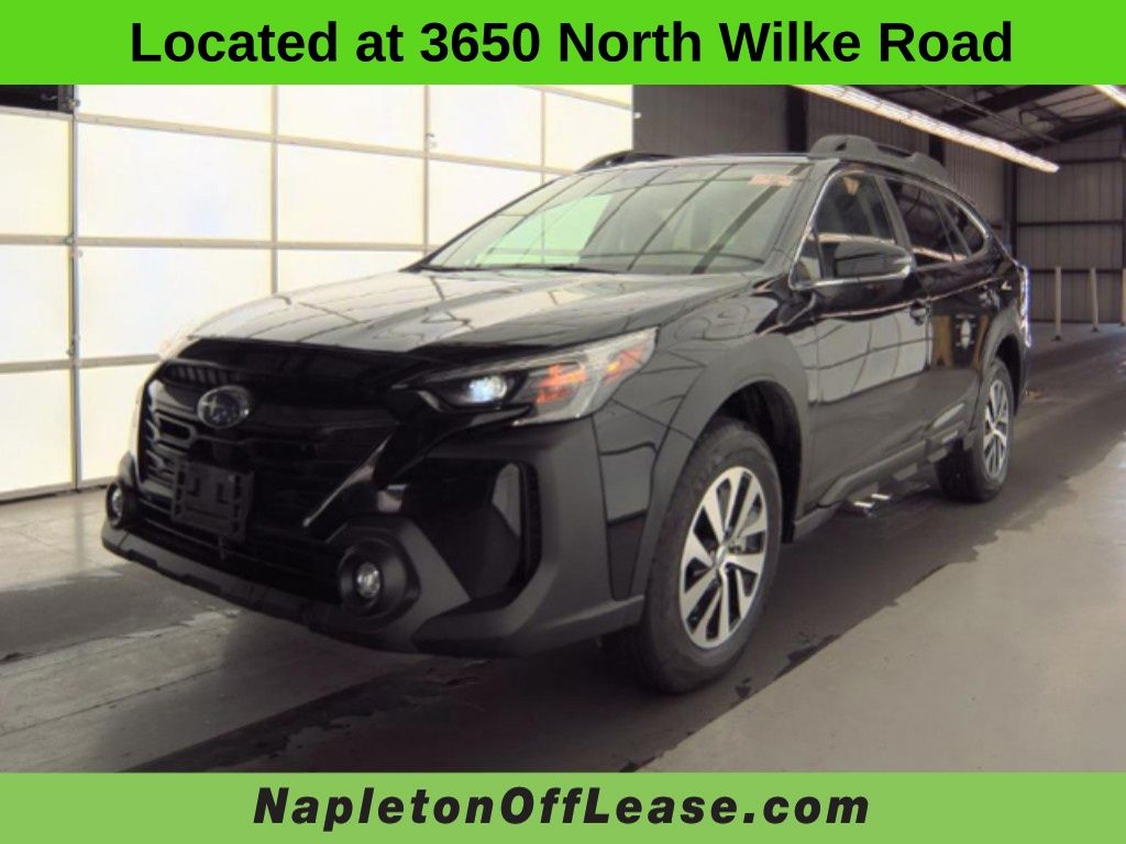 2025 Subaru Outback Premium's photo