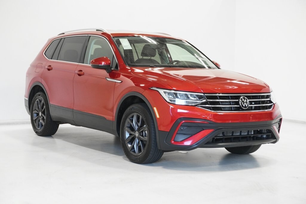 2022 Volkswagen Tiguan SE photo 3