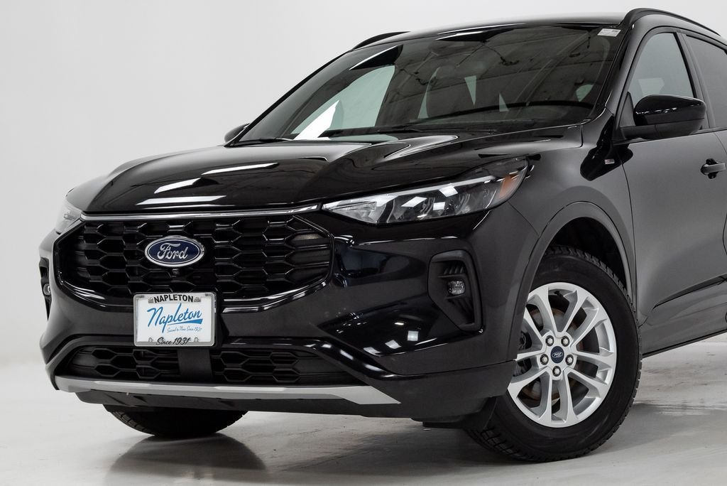 Used 2023 Ford Escape ST-Line Select SUV