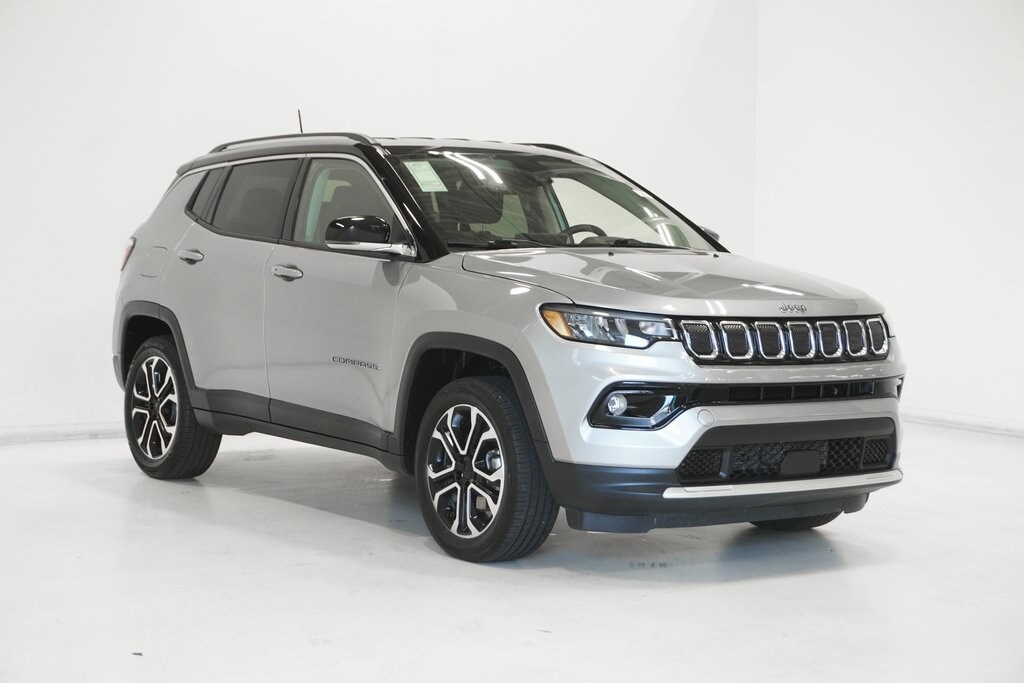 2022 Jeep Compass Limited photo 4